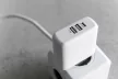 FIXED Hálózati USB töltő szett USB-C és 2xUSB kimenet, USB-C/USB-C kábel 1 méter, PD támogatás 45W, fehérr
