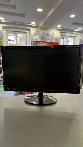 Samsung S24D300H Monitor (használt, 6 hónap jótállás, 27% ÁFA)
